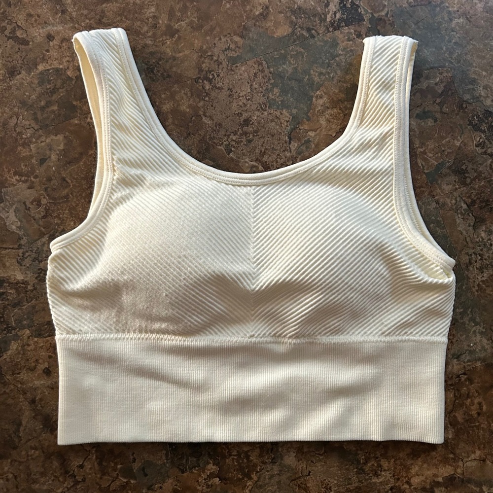 Harmony Balance Wireless Sports Bra Womens Size Small White Ribbed Stretchy